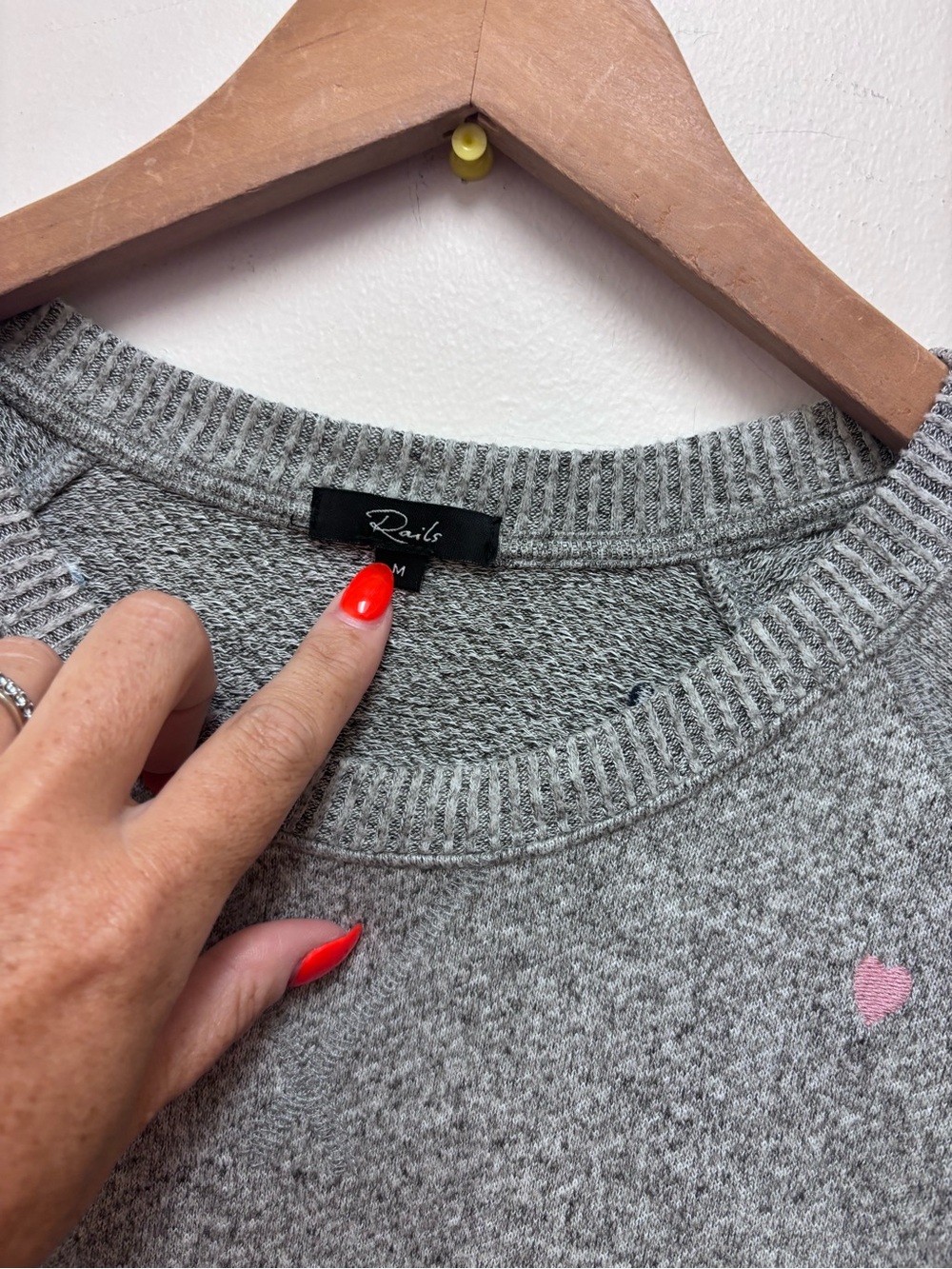 Rails Mika Heart Embroidery Sweatshirt - Picture 8 of 12